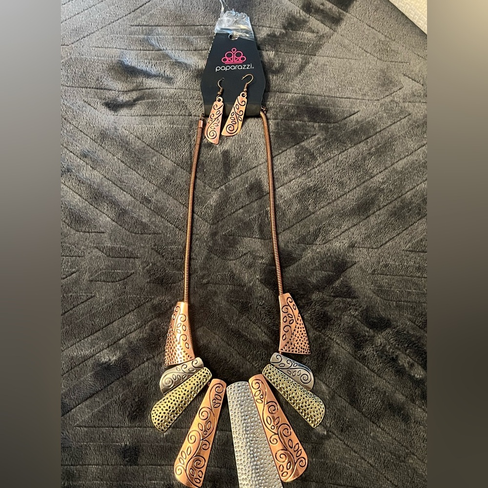 Vintage 90 Paparazzi Copper and Silver Necklace Set
